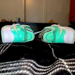 Size 9.5 PG4’s- Crimson/White Green Apple